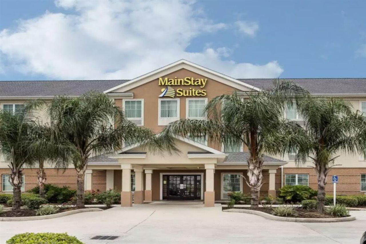 Mainstay Suites Гоума Екстер'єр фото