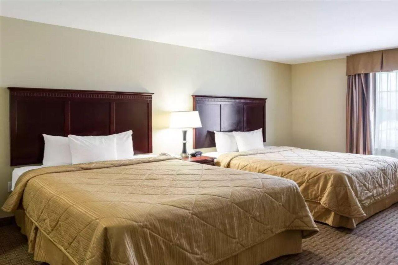 Mainstay Suites Гоума Екстер'єр фото