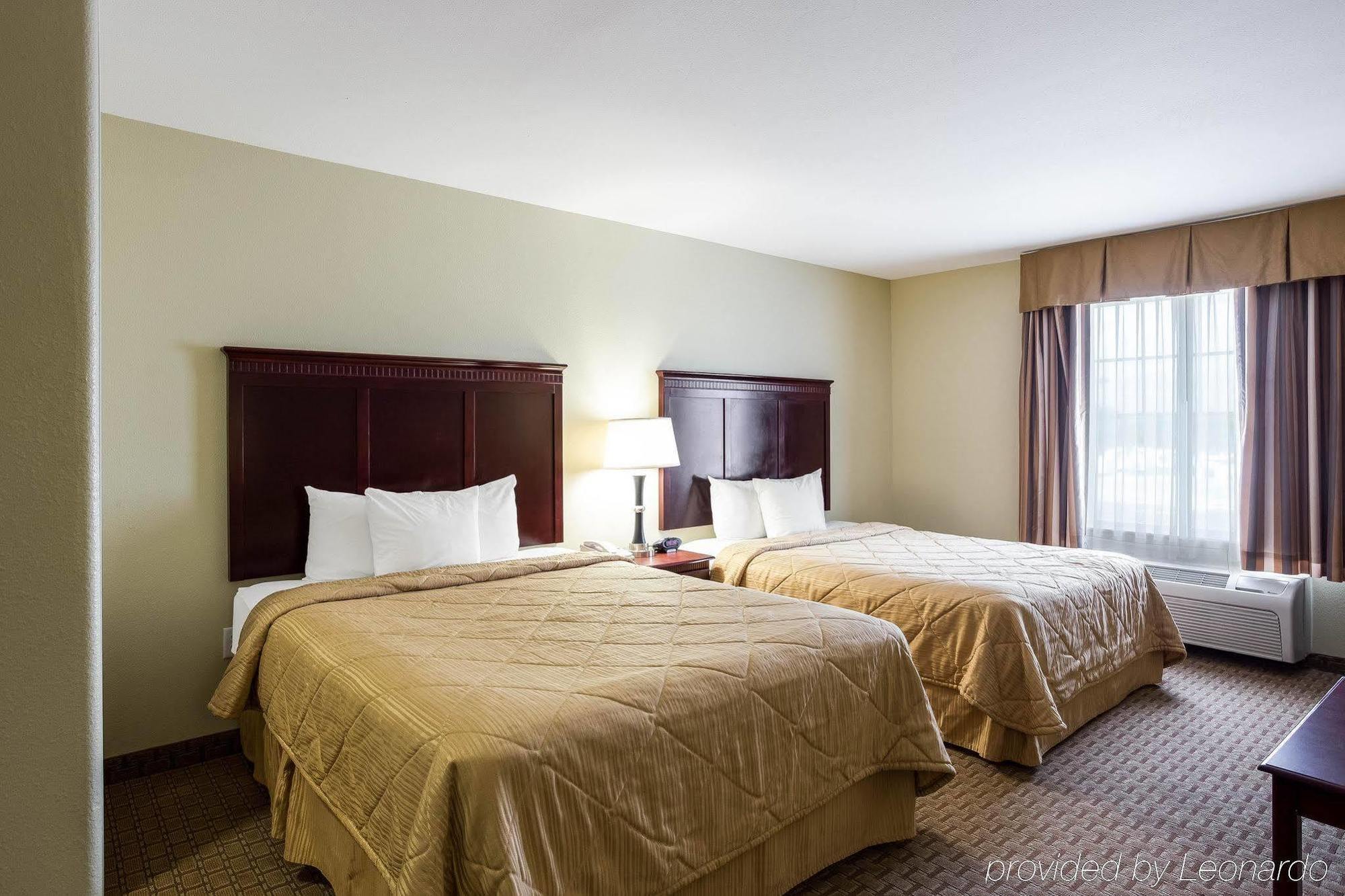 Mainstay Suites Гоума Екстер'єр фото